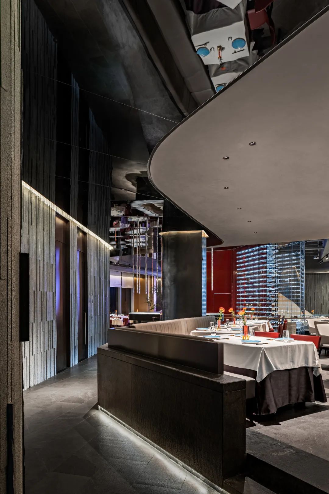 The new highend Chinese restaurant brand "Wanwei" is launched, and the