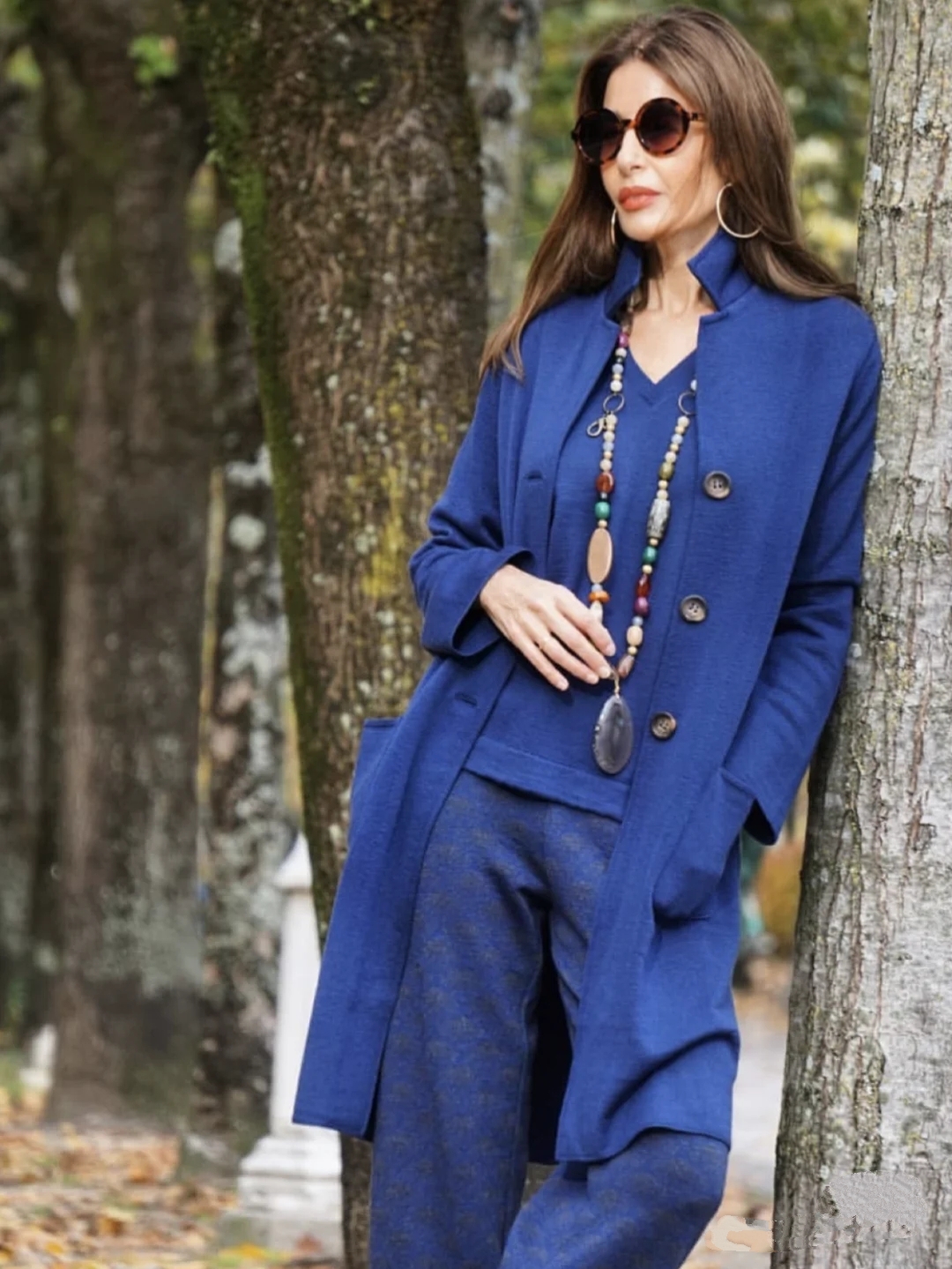 How Do 50 year old Women Wear High end Spanish not Old Bloggers Come