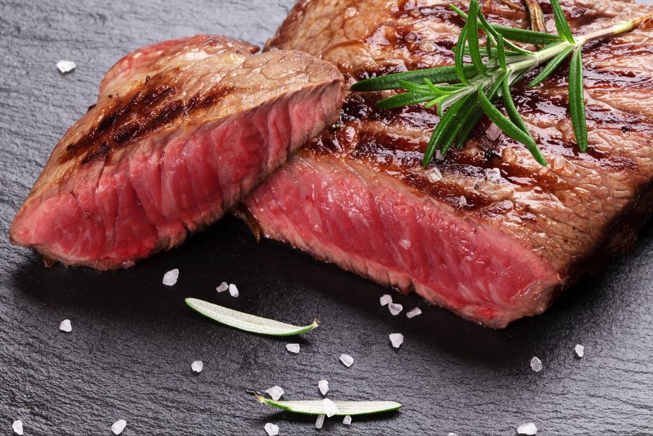 The steak is undercooked. Is the red juice coming out of blood? iNEWS