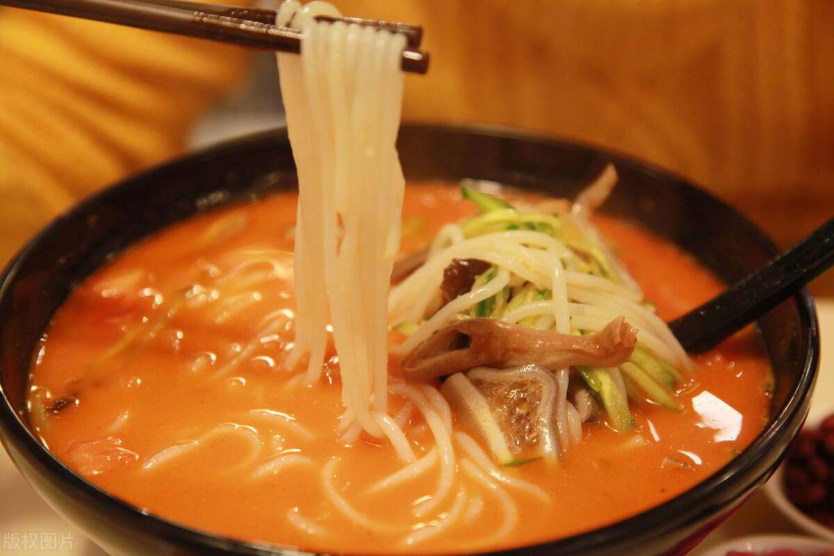 How to cook delicious rice noodles, the correct way to cook rice