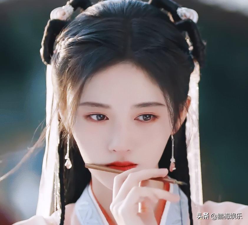 Ju Jingyi's first Xianxia drama hits, after seeing the male lead: no ...