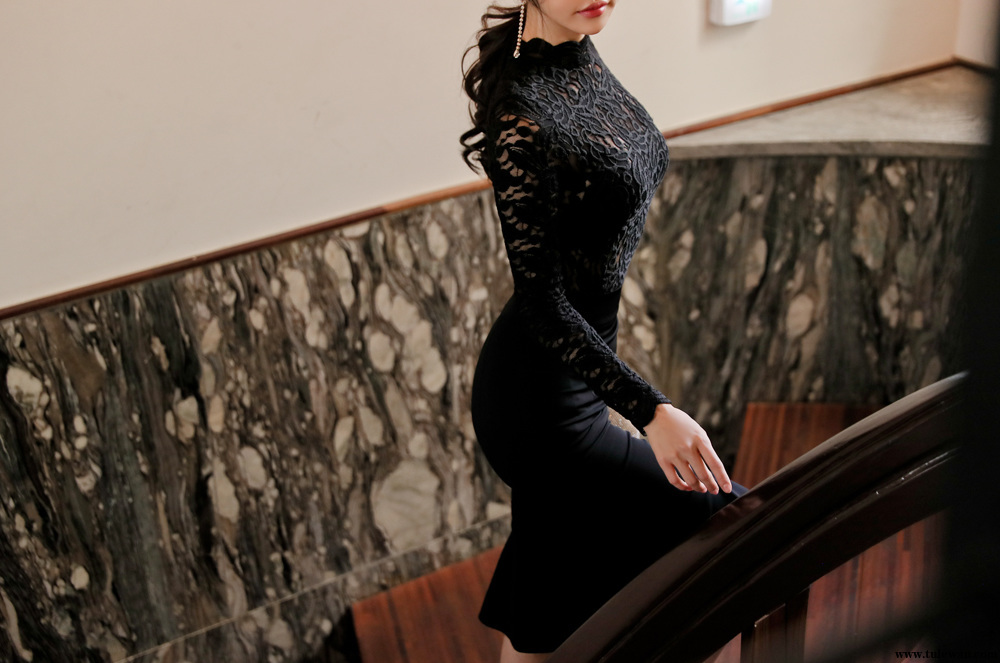 孙允珠丨冷杉冬叶满版古典宫廷镂花裙