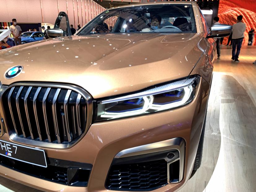 Million-level luxury large car BMW 7 Series, luxury and comfort can ...