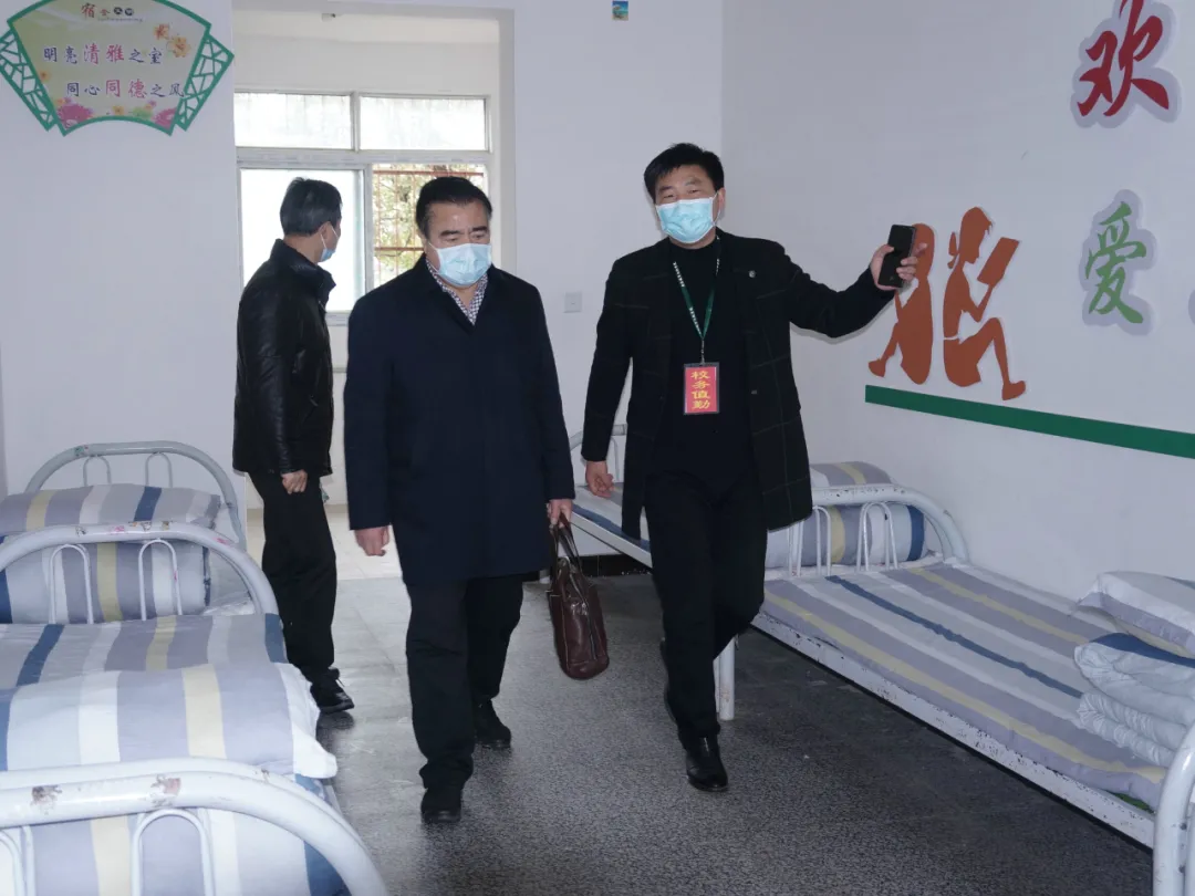 曾都区教育局督导组到何店镇小学督查指导春季开学工作开学工作,督查指导,教育局,校园安全,疫情防控 曾都区教育局督导组到何店镇小学督查指导春季开学工作开学工作,督查指导,教育局,校园安全,疫情防控