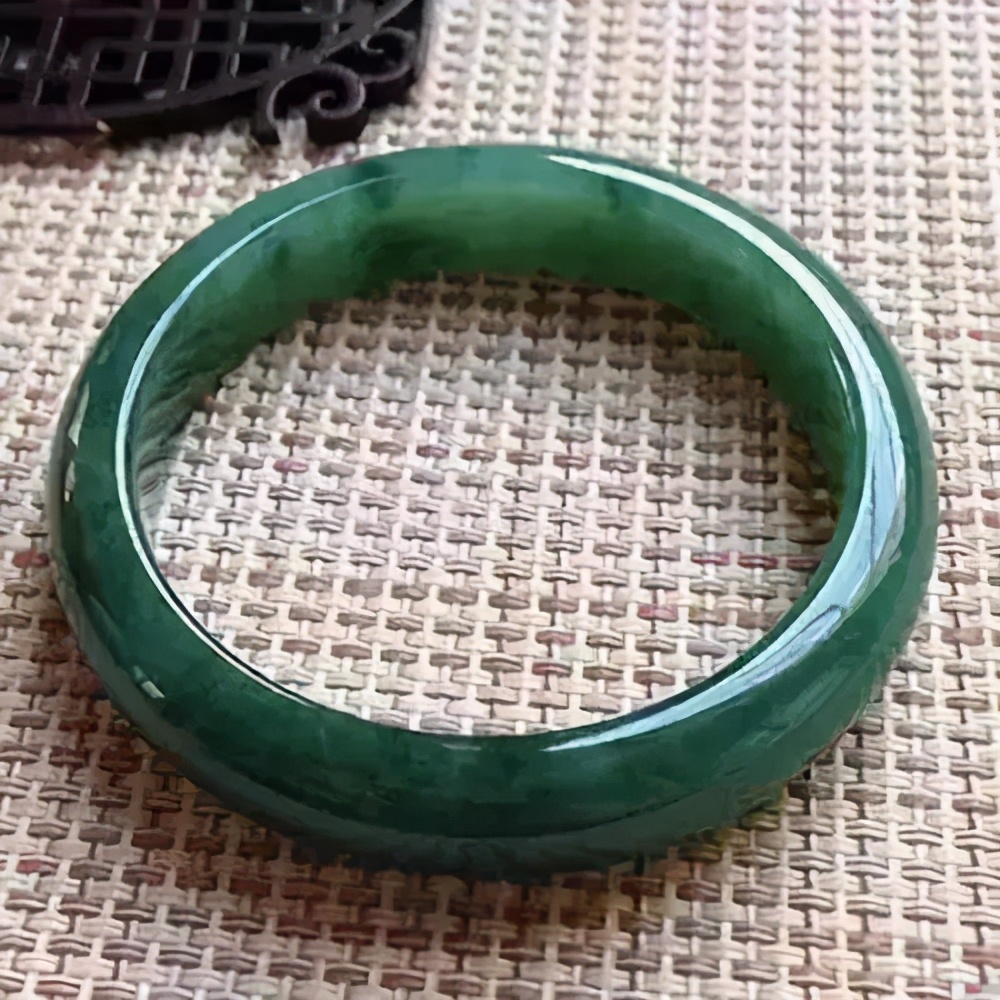 Classification of Jade Water iNEWS