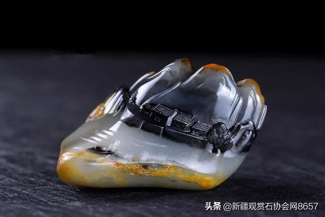 What kind of "pretty jade"?So expensive iNEWS