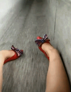 爆笑GIF动图：女人狠起来，你想都想不到
