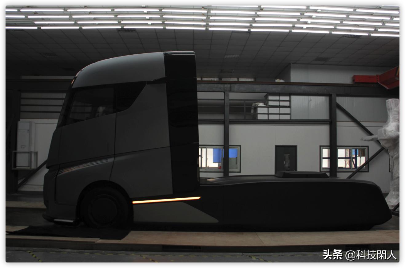 Geely electric truck unveiled: benchmarking Tesla Semi - iNEWS