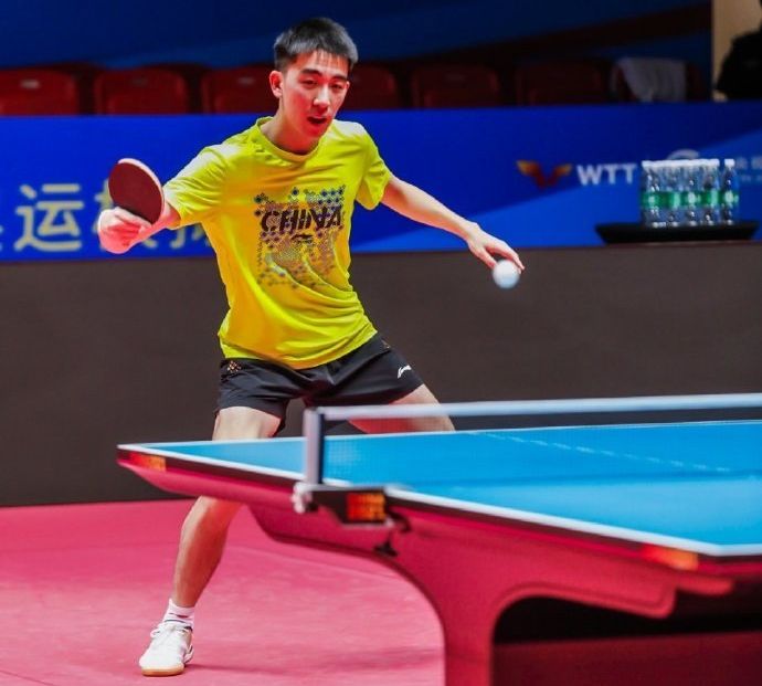 National table tennis for adaptive training!Xu Xin is too fierce
