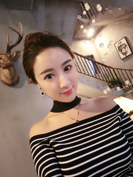 Why is Wei Ya, the first Chinese live broadcaster, not willing to be a ...