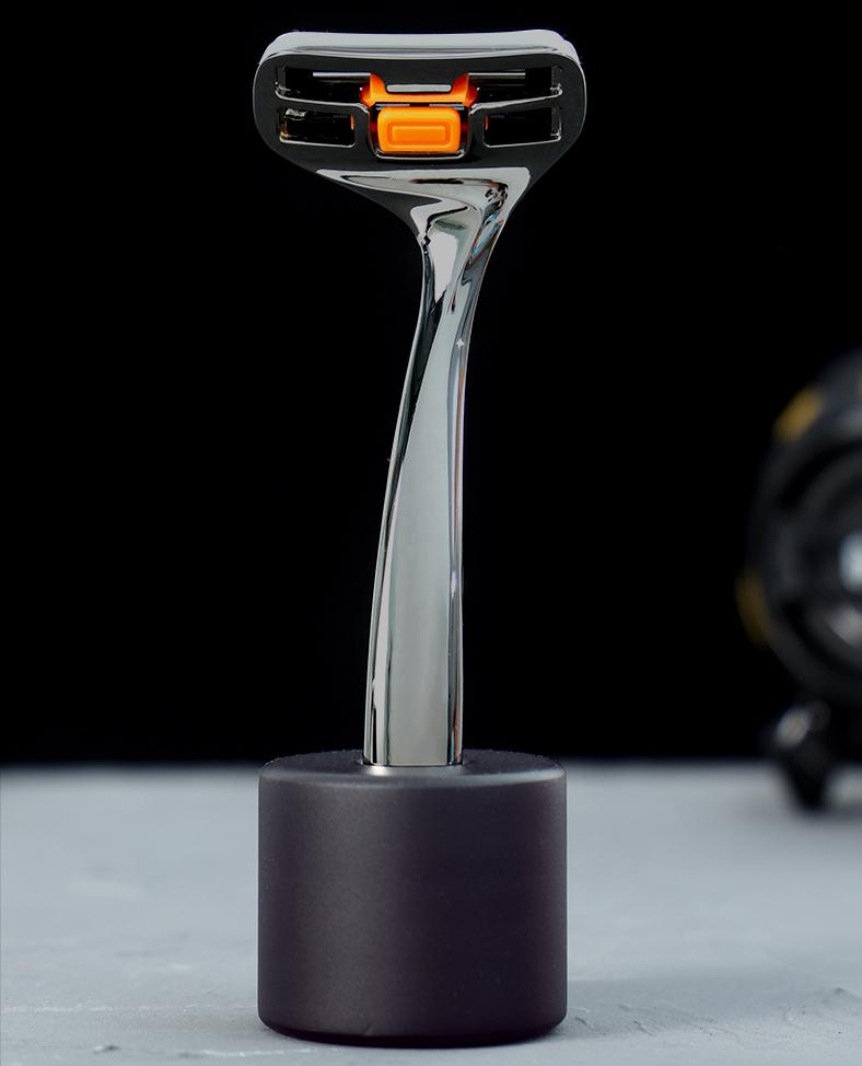 The world's first reverse razor to get started, the matrix blades are