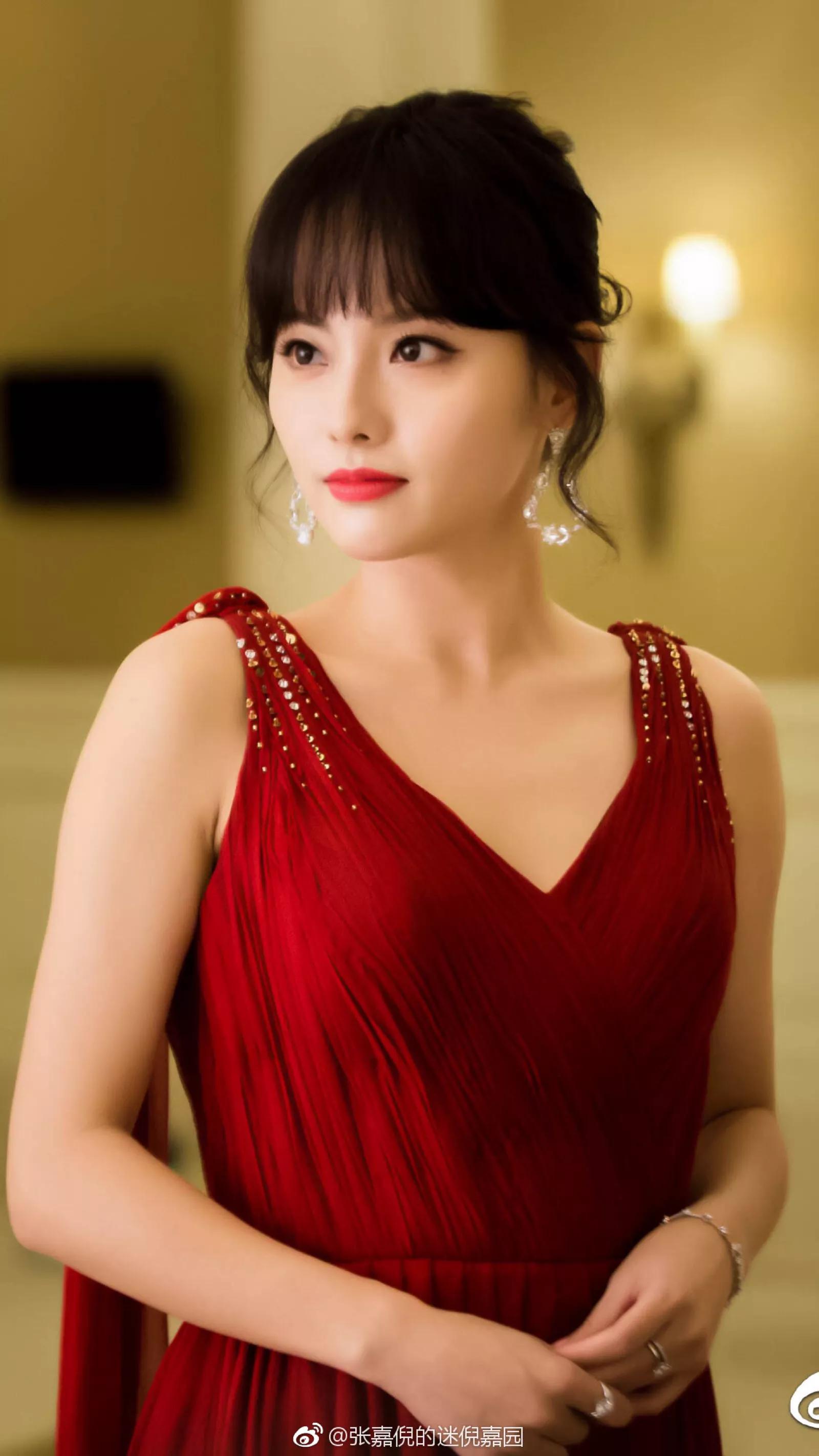 Zhang Jiani Beautiful INEWS   6d7d20d0fa2d4a2098e435f500afbdad 