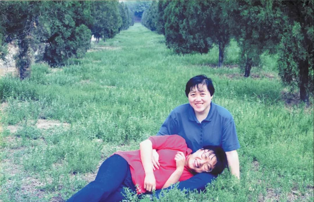 "Living, Loved, and Written" the love story of Li Yinhe and Wang Xiaobo ...
