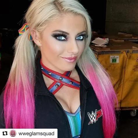 Beautiful actress: Alexa Bliss - iNEWS