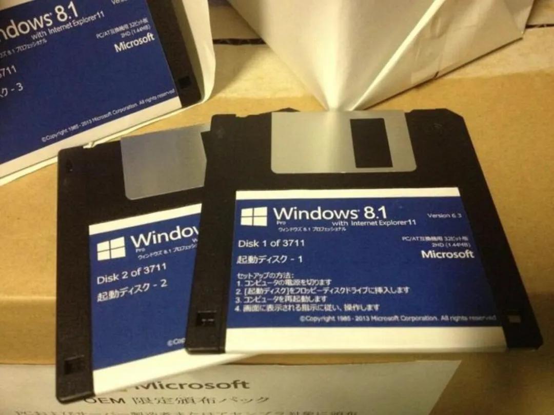 Use 2700 floppy disks to install the Win10 system, are the Japanese