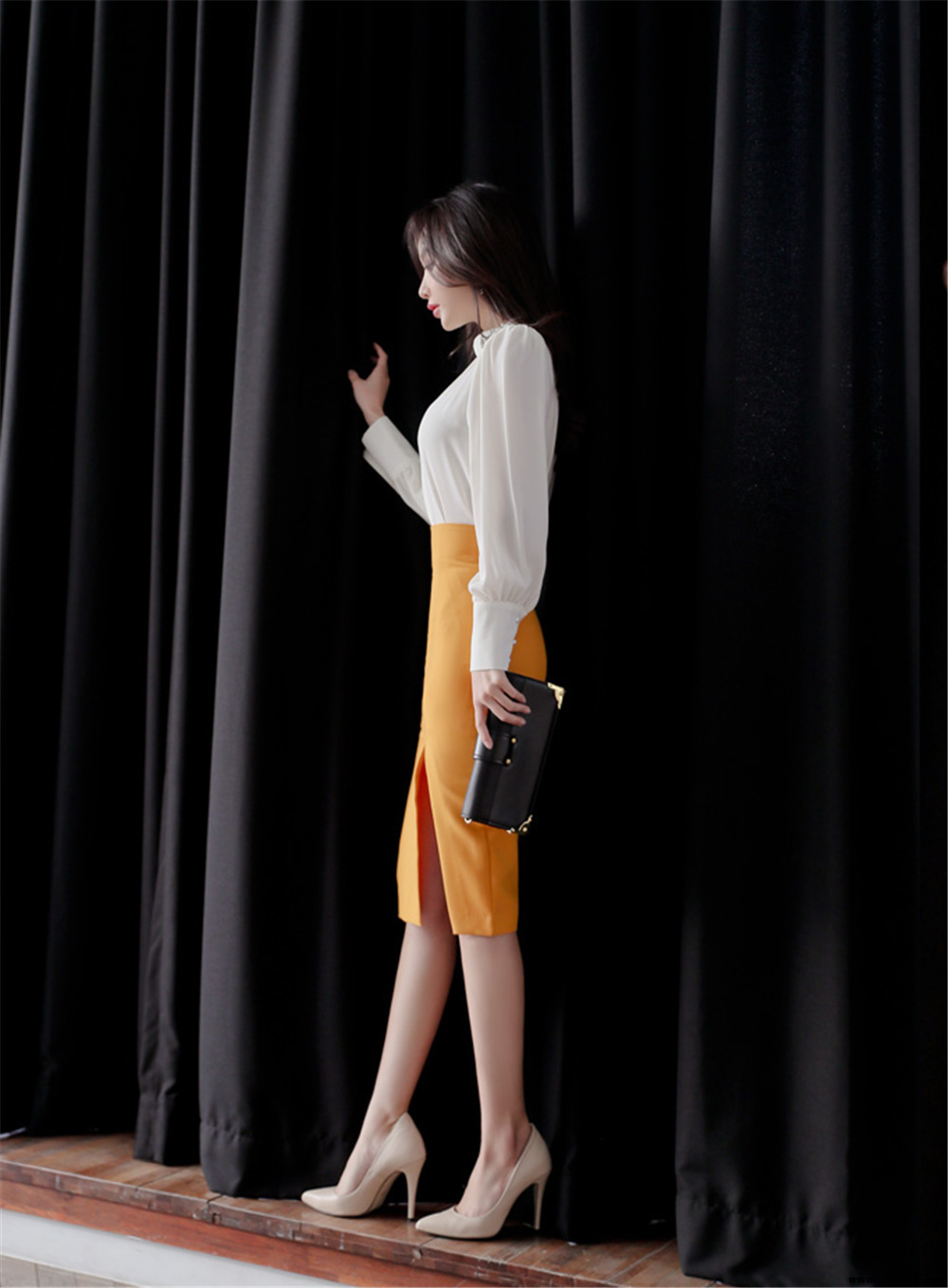 孙允珠丨费加罗白雪北欧宫廷高雅衬衫