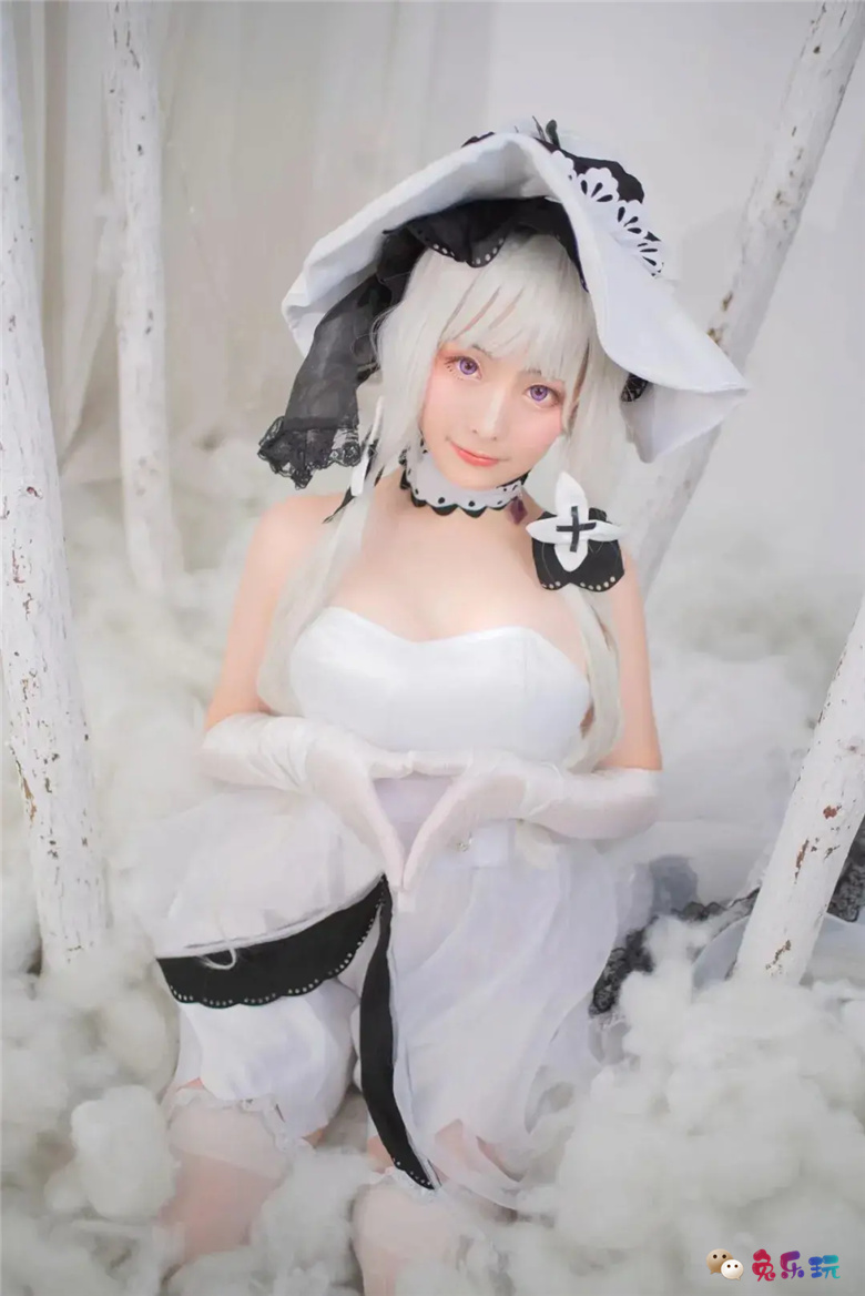 阿衫丨《明日方舟》斯卡蒂 泳装