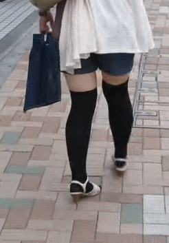 Do you know the reason for the strange aesthetics of Japanese girls