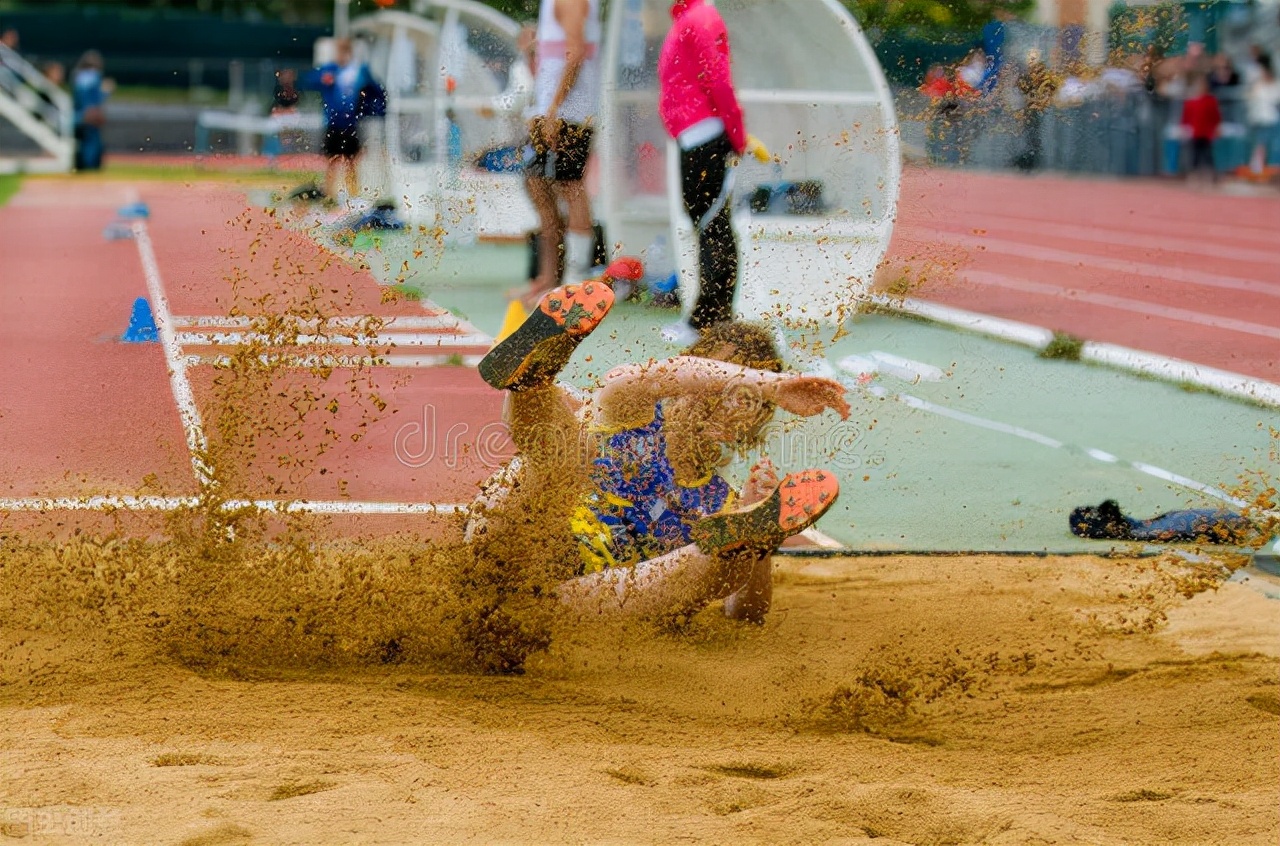 Just run a few steps in the long jump and jump into the sandpit? - iNEWS