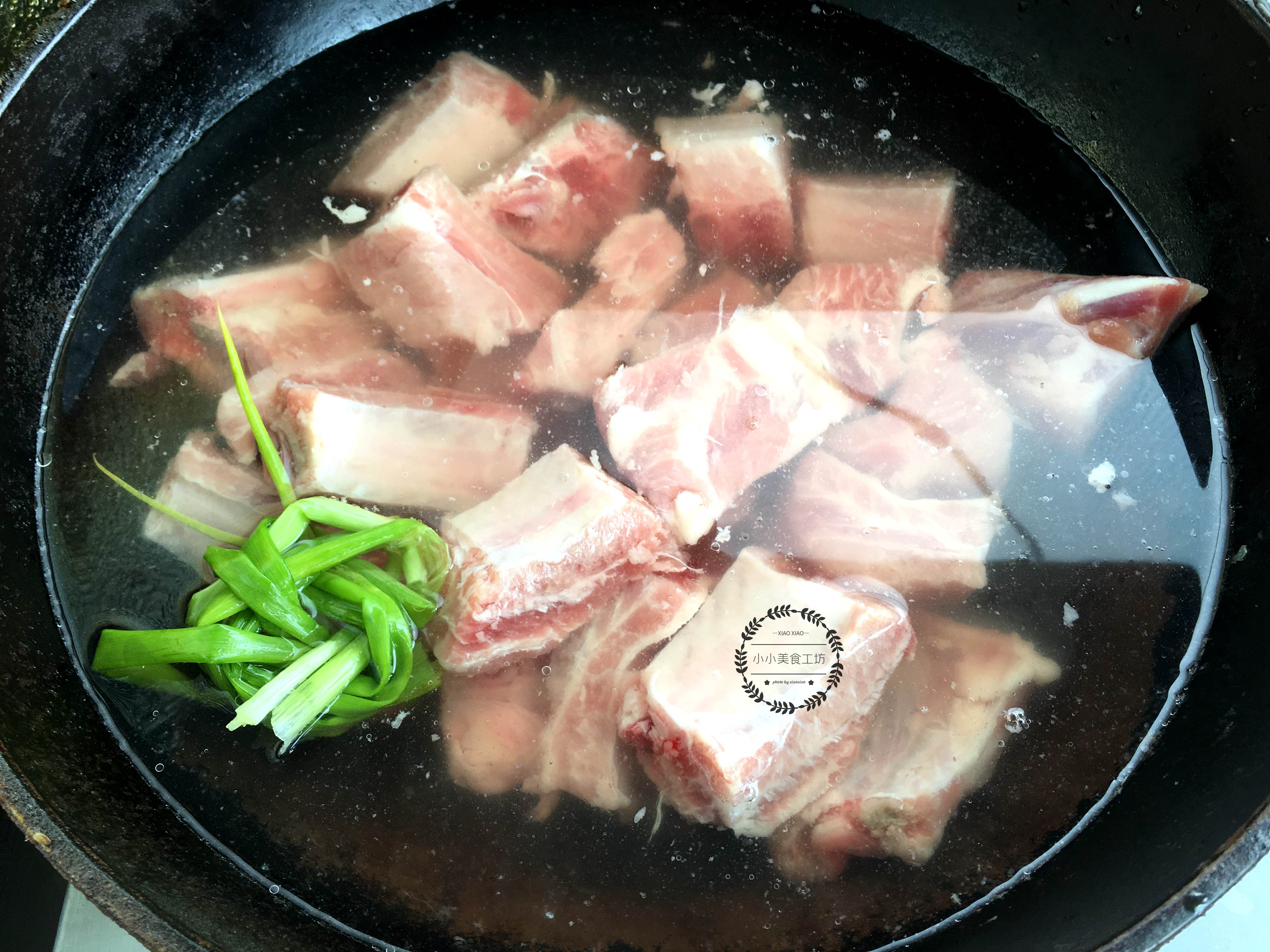 When cooking pork ribs, keep in mind "2 put 2 do not put", the meat