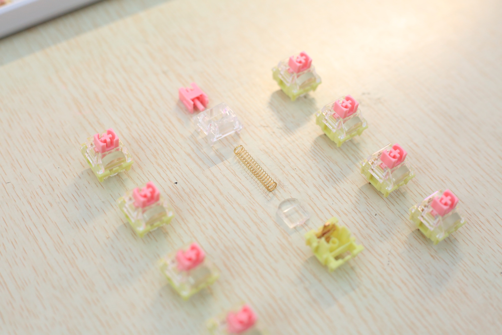 Squeeze toothpaste, one step HELLO GANSS HS98T wireless threemode