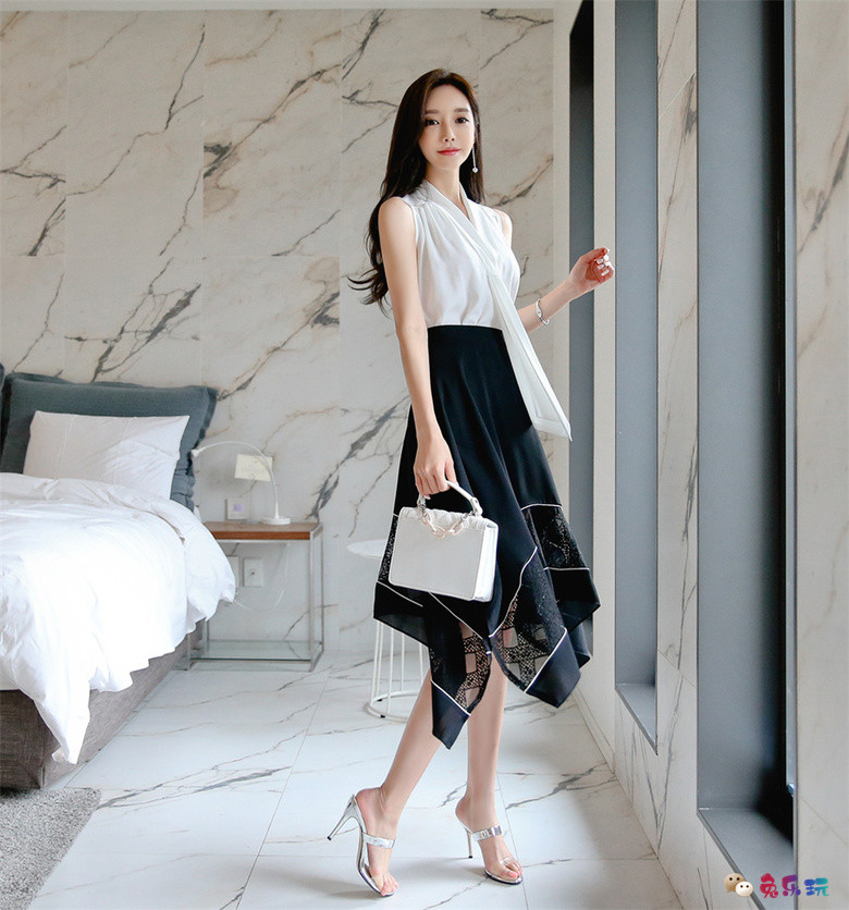 孙允珠：简式系带纯白初恋香风职业裙