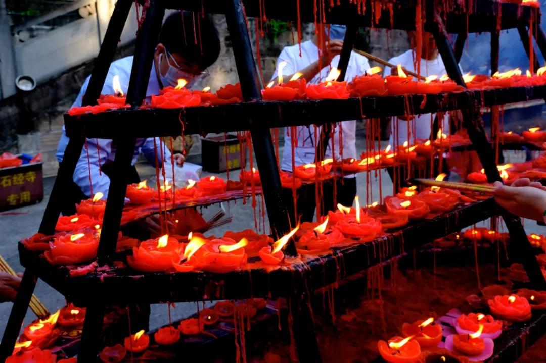 Jinmen.com Ma Wenchao: Mid-Autumn Festival, praying at Shijing Temple ...