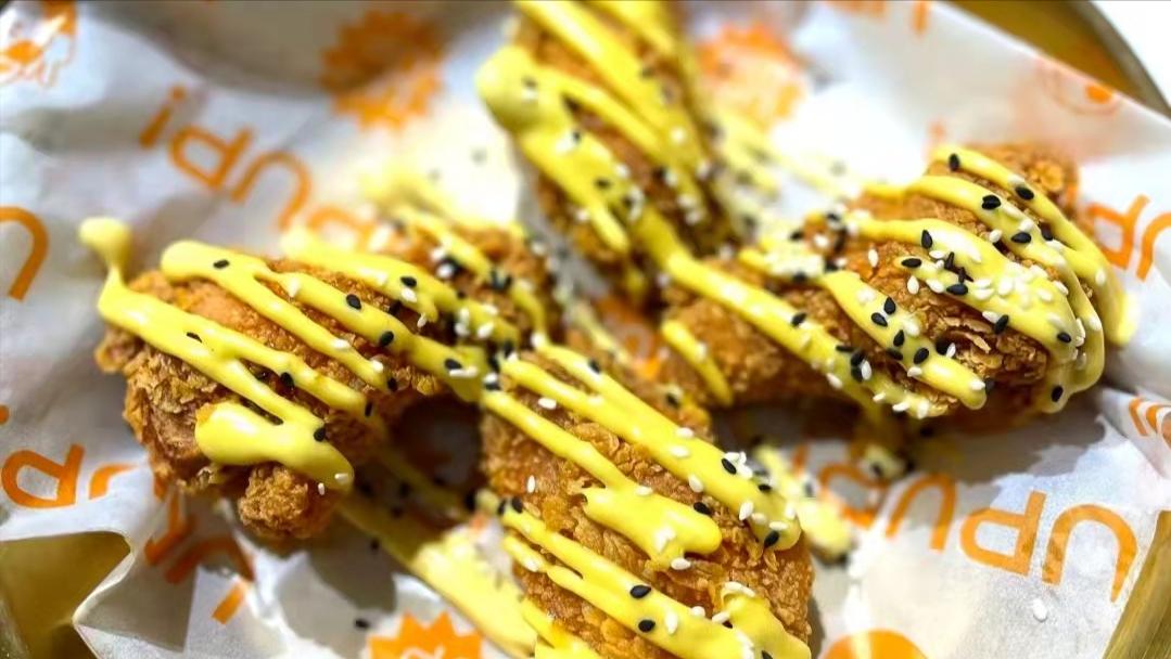 The ceiling of the Wuhan fried chicken is so delicious that 80 of the