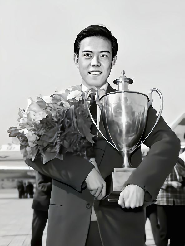 Rong Guotuan, the founder of Chinese table tennis, became famous at the