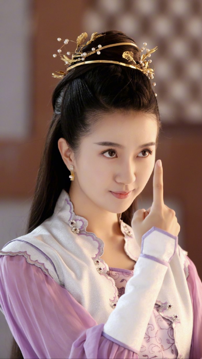 The charming Xu Lingyue - iNEWS