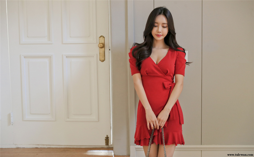 孙允珠丨阿拉贡鸢红热情曼妙少女舞裙