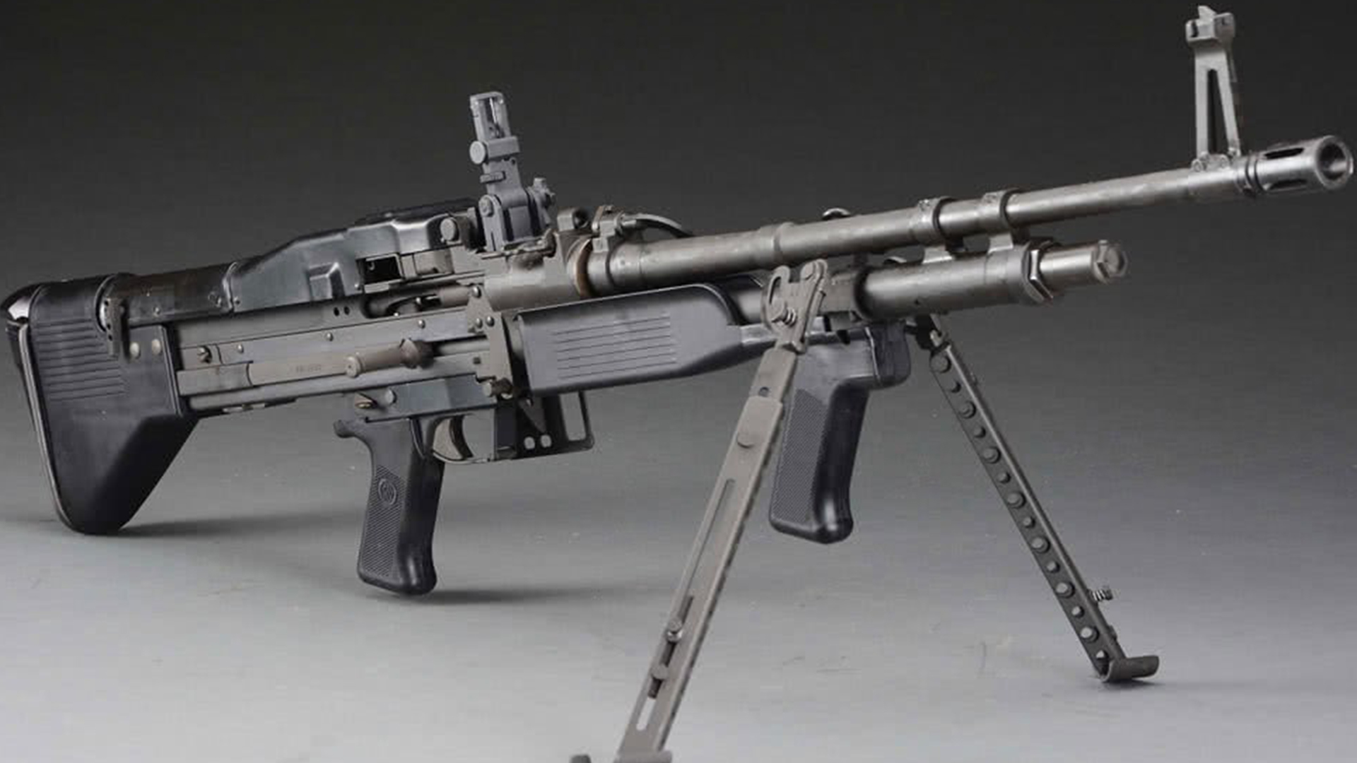 The M60 generalpurpose machine gun, with a firing rate of 600 per