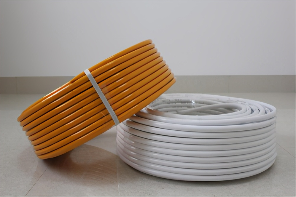 What are the characteristics of PPR pipes and aluminumplastic pipes