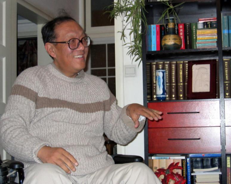 Writer Shi Tiesheng The two most important women in my life iNEWS