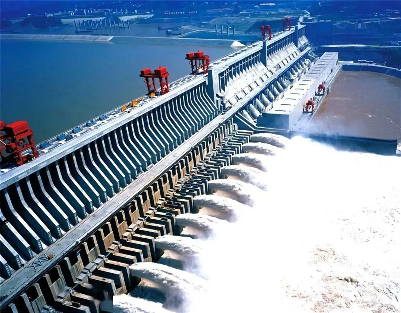 Rumor: Cracks in China's Century Project?How long can the Three Gorges ...