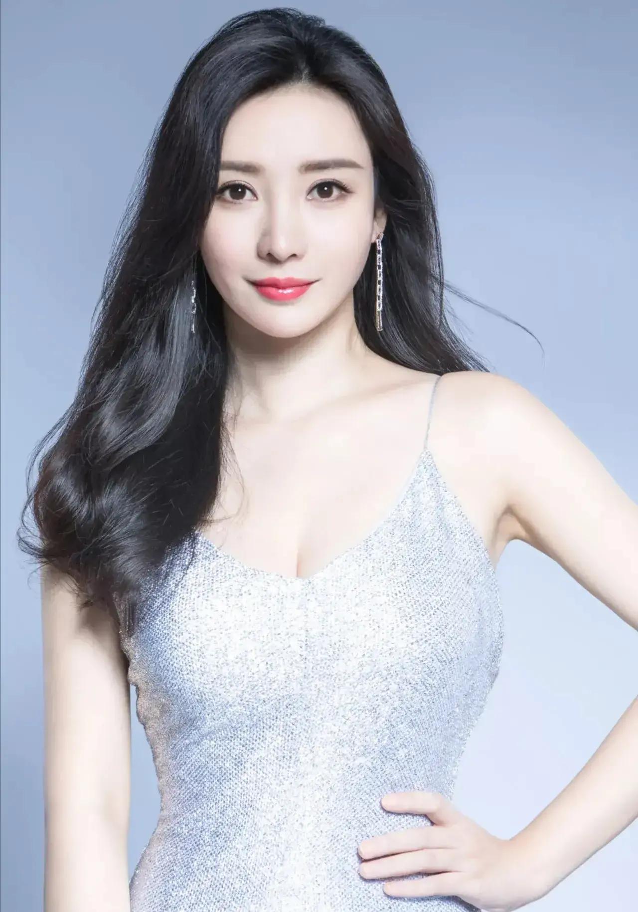 Collection of Liu Yan's Beautiful Pictures (6) - iNEWS