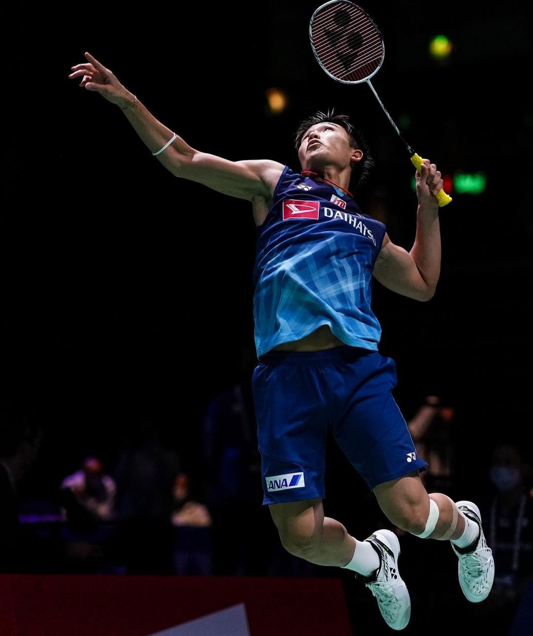 Shi Yuqi is upset and overturns the world's number one!Kento Momota ...