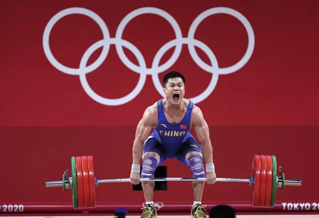 The Neglected Chinese Weightlifting, The 33-year-old Champion Who Died 