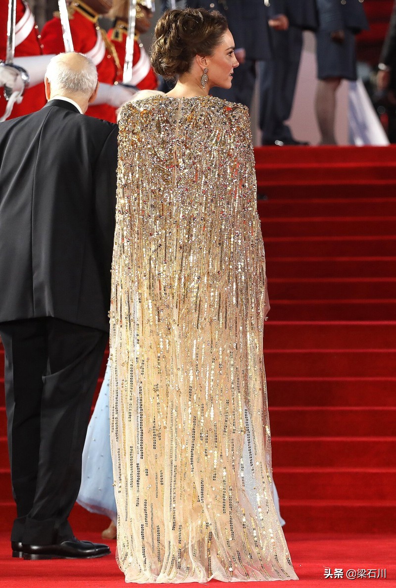 Hidden mystery, Kate's performance at the premiere of 007's new film is ...
