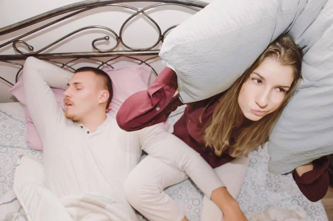 Why do some people always drool in sleep? iNEWS