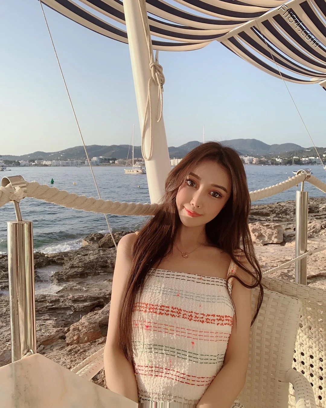 正妹演员“heesch.chi”性感的翘臀妹子写真 - 全文 节操写真馆 热图116 正妹演员“heesch.chi”性感的翘臀妹子写真 - 全文 节操写真馆 热图116