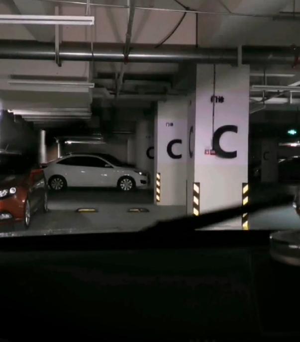 The Volvo XC60 wiper makes an abnormal noise, and three reasons for the