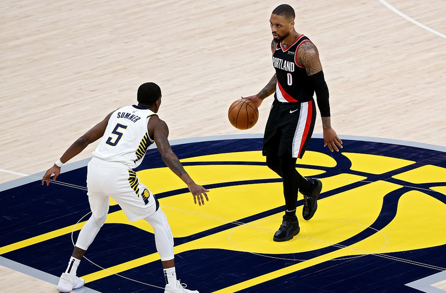 Scored 9 threepointers, 27 points!The teenager hit 13 consecutive