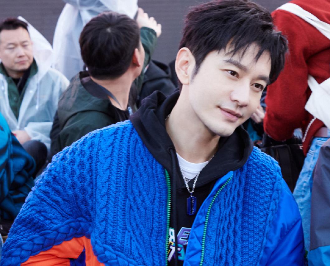 Chen Meng revealed that his cousin Huang Xiaoming had gone abroad, and ...