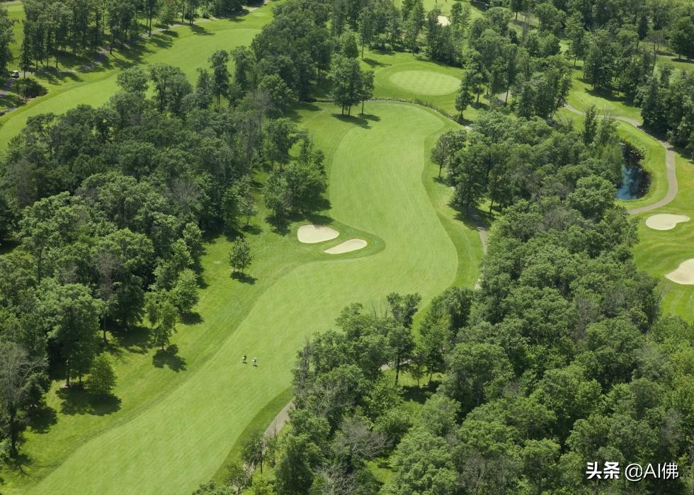 10 places with the most golf courses per capita in the U.S. iNEWS