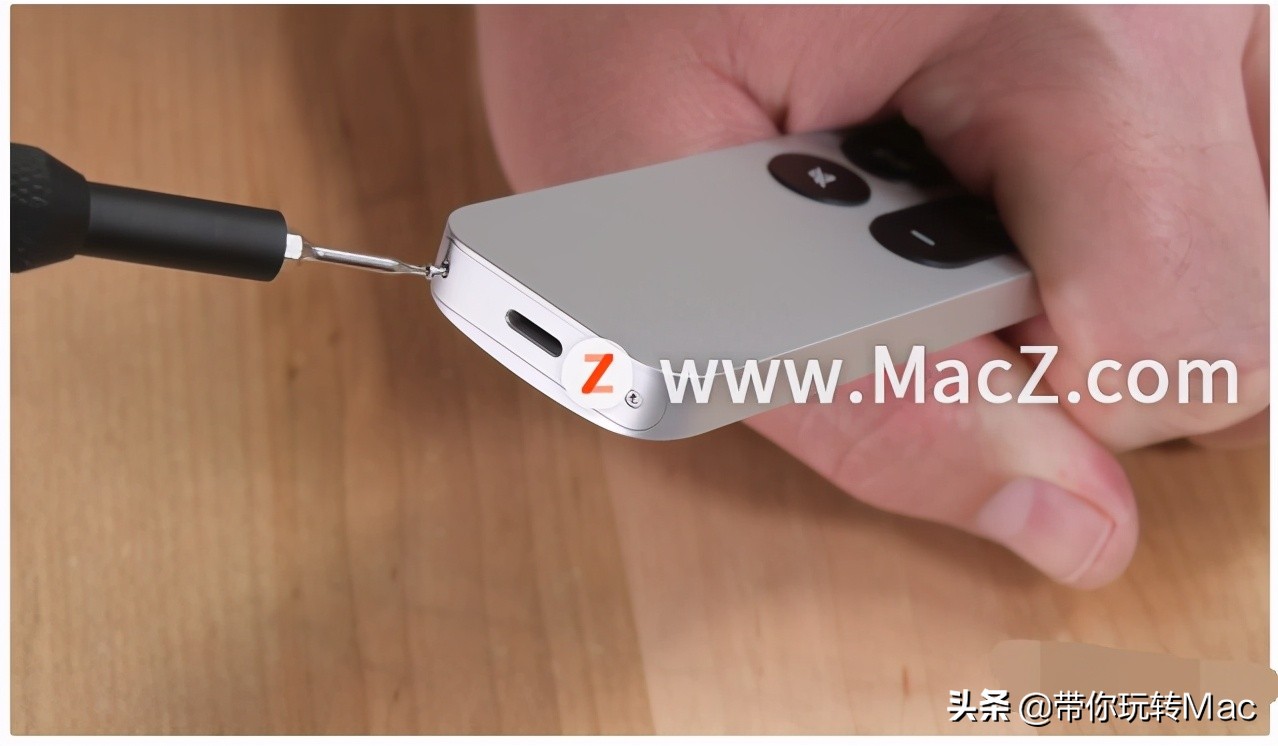 New Apple TV 4K disassembly the main unit is easy to disassemble, the