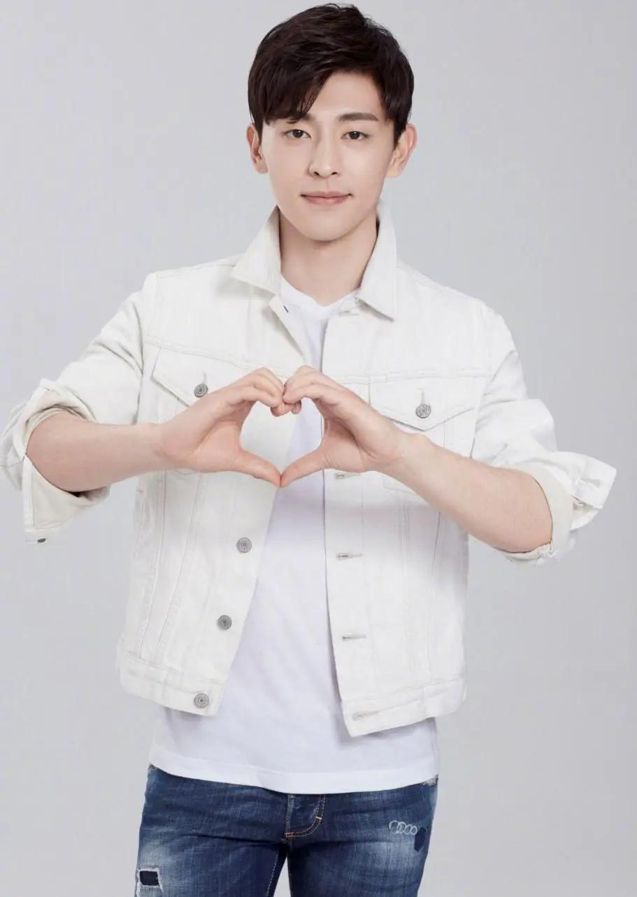 Yang Yang, Deng Lun, Li Yifeng... the five most beautiful men!Is there ...