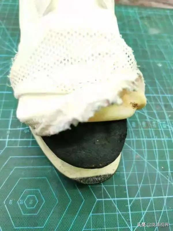 This pair of Balenciaga shoes repair craftsmanship is comparable to