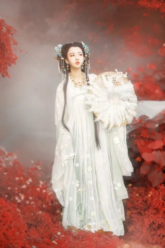 Selections of Xiaoxiao's Poems - iNEWS