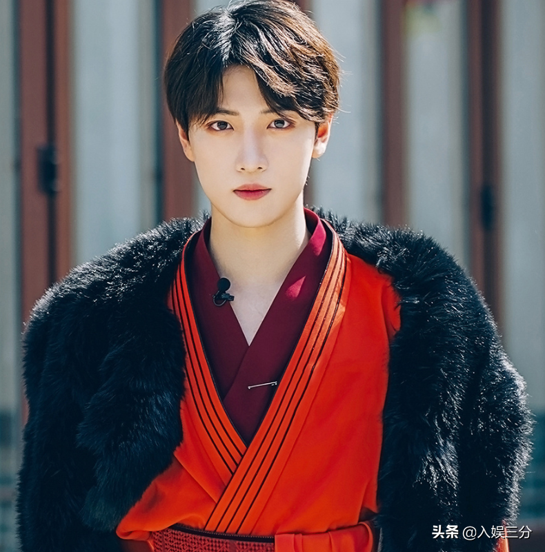 Created a collective cos costume for 4 students, Liu Yu has a high ...